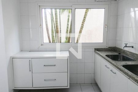 Casa de condomínio para alugar com 500m², 5 quartos e 4 vagasCozinha