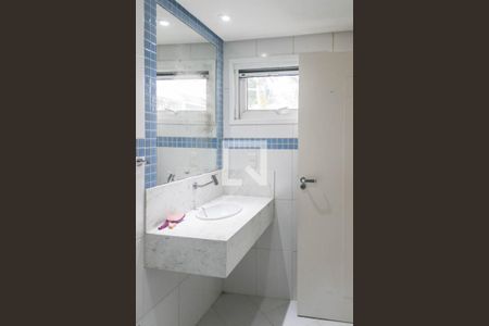 Casa de condomínio para alugar com 500m², 5 quartos e 4 vagasBanheiro