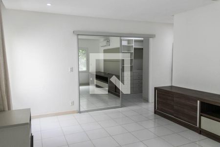 Casa de condomínio para alugar com 500m², 5 quartos e 4 vagasQuarto