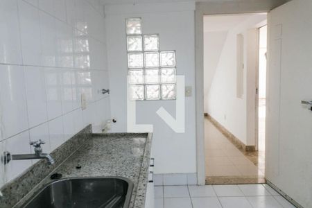 Casa de condomínio para alugar com 500m², 5 quartos e 4 vagasCozinha