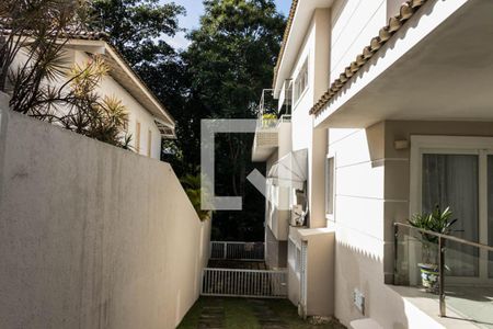 Casa de condomínio para alugar com 500m², 5 quartos e 4 vagasÁrea externa