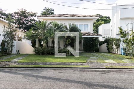 Casa de condomínio para alugar com 500m², 5 quartos e 4 vagasFachada