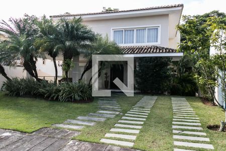 Casa de condomínio para alugar com 500m², 5 quartos e 4 vagasFachada