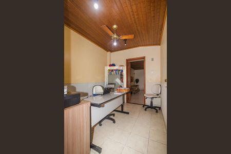 Casa à venda com 184m², 3 quartos e 5 vagasEscritório