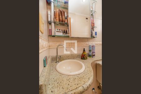 Casa à venda com 184m², 3 quartos e 5 vagasBanheiro 2