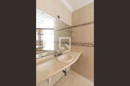 Apartamento à venda com 164m², 3 quartos e 2 vagas Apartamento à venda com 164m², 3 quartos e 2 vagasSuíte