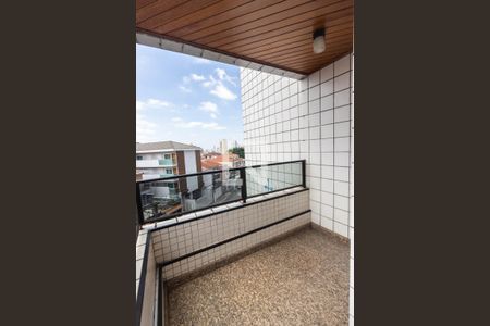 Apartamento à venda com 164m², 3 quartos e 2 vagas Apartamento à venda com 164m², 3 quartos e 2 vagasVaranda