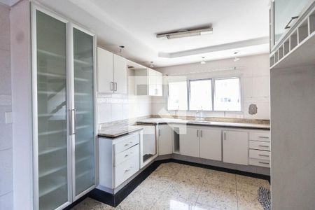 Apartamento à venda com 164m², 3 quartos e 2 vagas Apartamento à venda com 164m², 3 quartos e 2 vagasCozinha