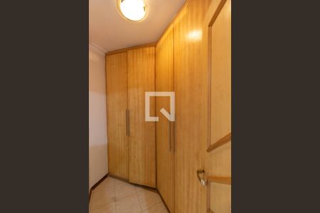 Apartamento à venda com 164m², 3 quartos e 2 vagas Apartamento à venda com 164m², 3 quartos e 2 vagasQuarto 1