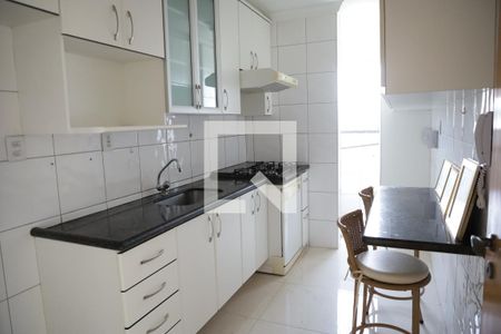 Apartamento para alugar com 84m², 2 quartos e 2 vagasCozinha