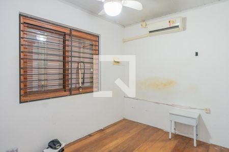 Casa à venda com 150m², 6 quartos e 4 vagas Casa à venda com 150m², 6 quartos e 4 vagasQuarto 4 - Suíte