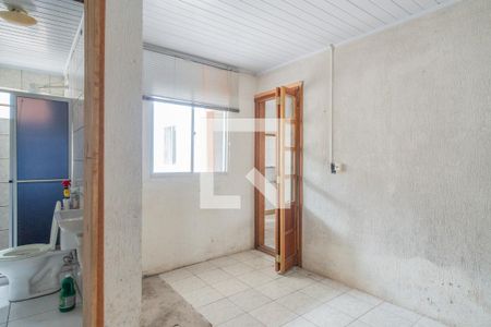 Casa à venda com 150m², 6 quartos e 4 vagas Casa à venda com 150m², 6 quartos e 4 vagasQuarto 1 - Casa Fundos