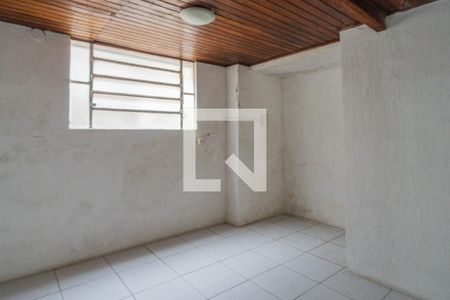 Casa à venda com 150m², 6 quartos e 4 vagas Casa à venda com 150m², 6 quartos e 4 vagasSala