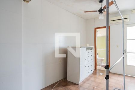 Casa à venda com 150m², 6 quartos e 4 vagas Casa à venda com 150m², 6 quartos e 4 vagasQuarto 3 - Suíte