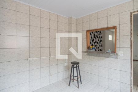 Casa à venda com 150m², 6 quartos e 4 vagas Casa à venda com 150m², 6 quartos e 4 vagasCozinha - Casa Fundos