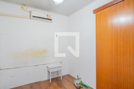 Casa à venda com 150m², 6 quartos e 4 vagas Casa à venda com 150m², 6 quartos e 4 vagasQuarto 4 - Suíte