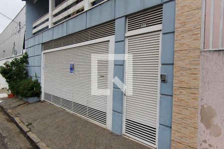 Casa à venda com 138m², 3 quartos e 4 vagasFachada