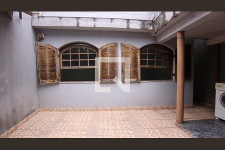 Casa à venda com 138m², 3 quartos e 4 vagasÁrea Externa