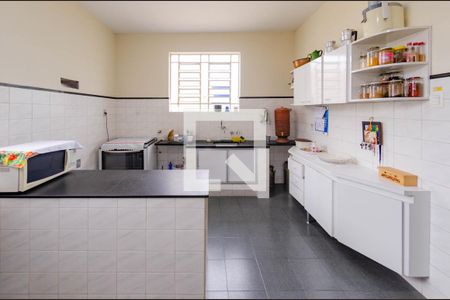 Casa à venda com 268m², 3 quartos e 2 vagasCozinha