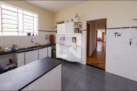 Casa à venda com 268m², 3 quartos e 2 vagasCozinha