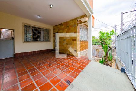 Casa à venda com 268m², 3 quartos e 2 vagasGaragem