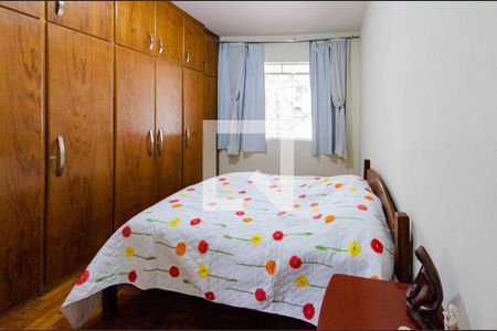 Casa à venda com 268m², 3 quartos e 2 vagasSuíte