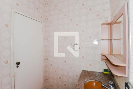 Casa à venda com 304m², 3 quartos e 2 vagasBanheiro Social