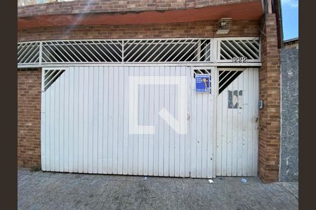 Casa para alugar com 70m², 2 quartos e sem vagaFachada + Plaquinha 
