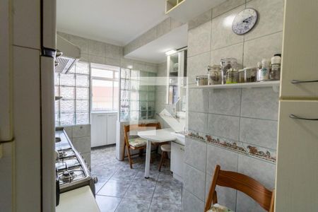 Apartamento à venda com 64m², 2 quartos e 1 vagaCozinha
