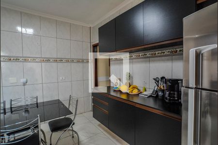 Casa à venda com 280m², 2 quartos e 10 vagas Casa à venda com 280m², 2 quartos e 10 vagasCozinha