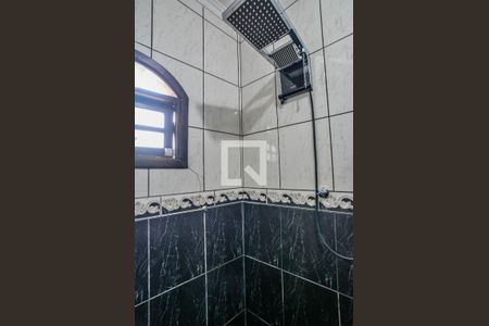 Casa à venda com 280m², 2 quartos e 10 vagas Casa à venda com 280m², 2 quartos e 10 vagasBanheiro da Suíte