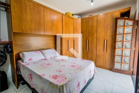 Casa à venda com 280m², 2 quartos e 10 vagas Casa à venda com 280m², 2 quartos e 10 vagasQuarto Suíte