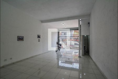 Casa à venda com 280m², 2 quartos e 10 vagas Casa à venda com 280m², 2 quartos e 10 vagasGaragem