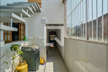 Casa à venda com 280m², 2 quartos e 10 vagas Casa à venda com 280m², 2 quartos e 10 vagasÁrea de Serviço