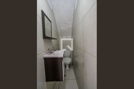 Casa à venda com 280m², 2 quartos e 10 vagas Casa à venda com 280m², 2 quartos e 10 vagasBanheiro Garagem