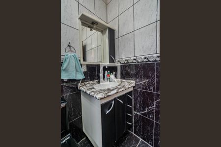 Casa à venda com 280m², 2 quartos e 10 vagas Casa à venda com 280m², 2 quartos e 10 vagasBanheiro da Suíte