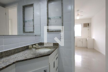 Apartamento à venda com 72m², 2 quartos e 1 vagaBanheiro da Suíte