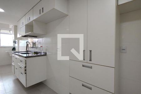 Apartamento à venda com 72m², 2 quartos e 1 vagaCozinha - Armários