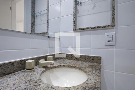 Apartamento à venda com 72m², 2 quartos e 1 vagaBanheiro da Suíte