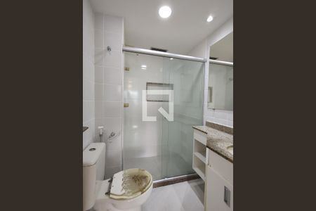 Apartamento à venda com 72m², 2 quartos e 1 vagaBanheiro da Suíte