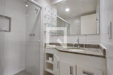 Apartamento à venda com 72m², 2 quartos e 1 vagaBanheiro Social