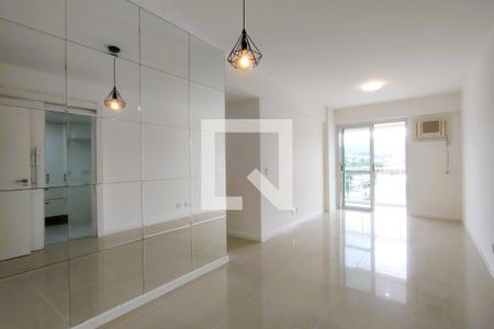 Sala de apartamento à venda com 2 quartos, 72m² em Taquara, Rio de Janeiro