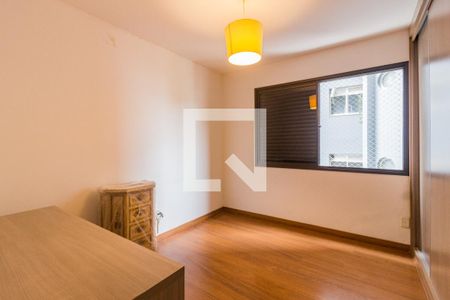 Apartamento para alugar com 180m², 3 quartos e 1 vagaQuarto