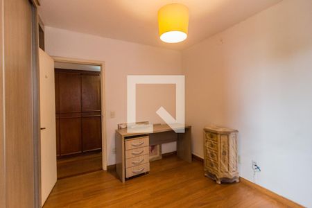 Apartamento para alugar com 180m², 3 quartos e 1 vagaQuarto
