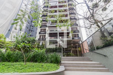 Apartamento para alugar com 180m², 3 quartos e 1 vagaFachada