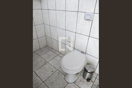 Casa à venda com 250m², 3 quartos e 3 vagas Casa à venda com 250m², 3 quartos e 3 vagasBanheiro 2