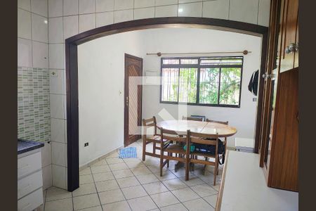 Casa à venda com 250m², 3 quartos e 3 vagas Casa à venda com 250m², 3 quartos e 3 vagasCozinha