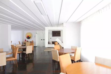 Apartamento à venda com 142m², 3 quartos e 2 vagasÁrea comum - Salão de festas