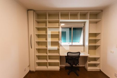 Apartamento à venda com 142m², 3 quartos e 2 vagasArmário