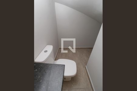 Casa à venda com 94m², 2 quartos e 2 vagasLavabo